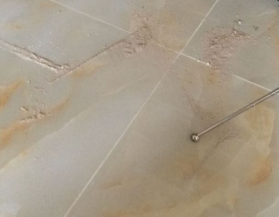 郧阳瓷砖空鼓维修公司分享粘合剂选择不当在瓷砖铺贴过程中可能导致以下问题